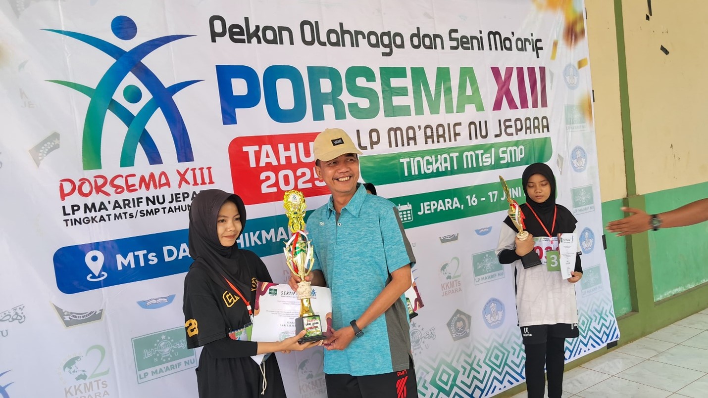Nabila, Siswi Kelas VIII MTs Sunan Muria Kelet Torehkan Sejarah, Raih Tiket Cabang Lari Jauh Porsema  Provinsi 2025